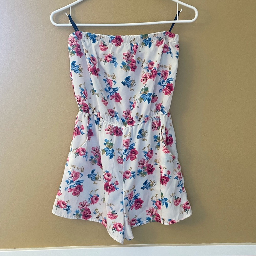 Forever 21 shorts romper